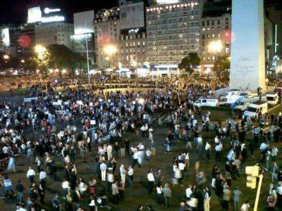 Avanza la marcha del 18A con presencia de referentes opositores