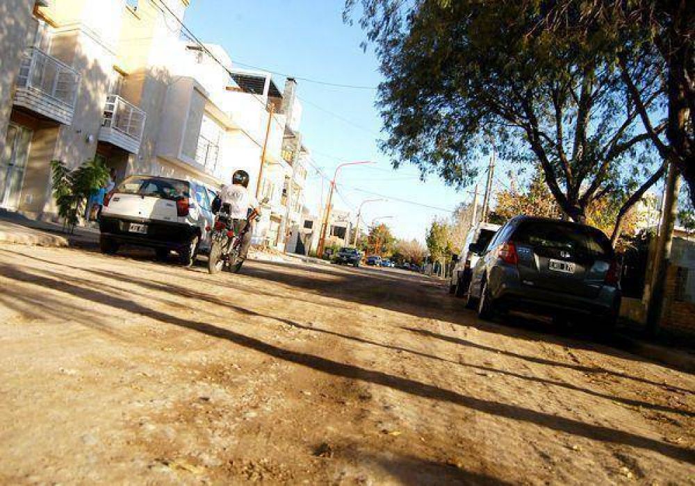 Preparan resoluci�n para lanzar el plan de asfaltado de 101 cuadras 
