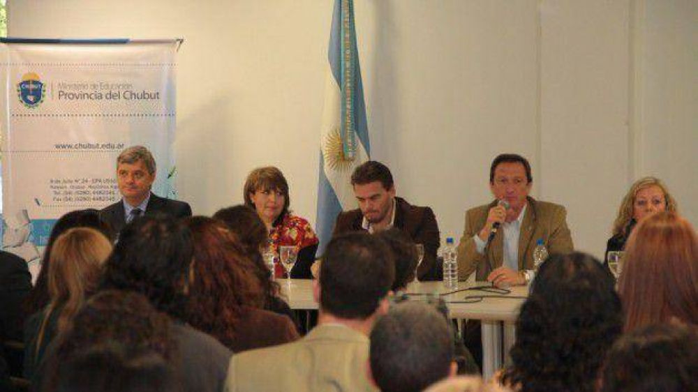 Provincia y Naci�n delinean pol�ticas para el plan educativo 2012 - 2016