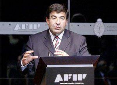 Ricardo Etchegaray est� en Bah�a con "agenda secreta"