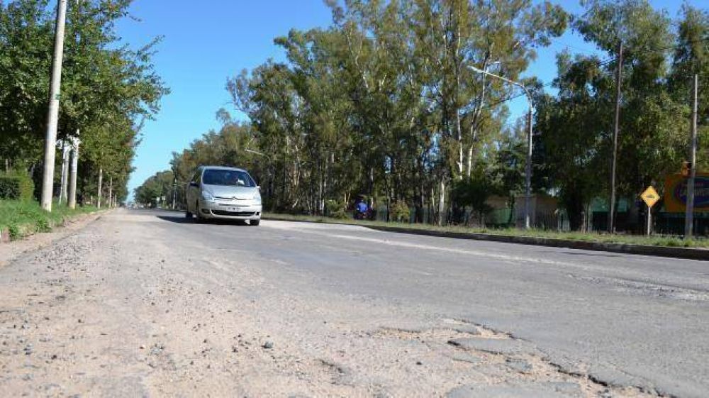 R�o Tercero: compromiso provincial para mejorar avenida de acceso