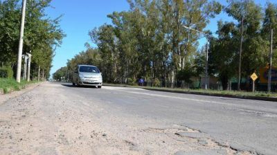 R�o Tercero: compromiso provincial para mejorar avenida de acceso