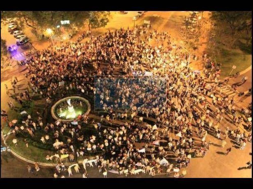 Lo que dijeron los dirigentes pol�ticos en la marcha del 18A en Paran�