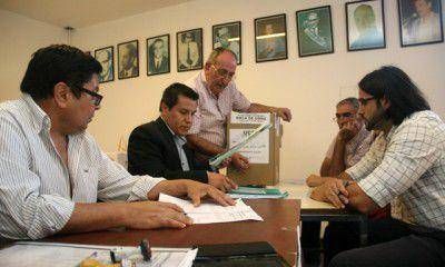 La "Lista Violeta" de Alfredo Cornejo se impuso por 50 votos en la interna radical de Capital