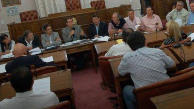 Ley de Comunas: estudian los l�mites electorales y geogr�ficos	 