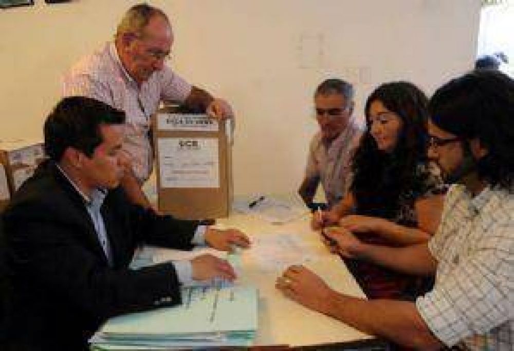 Confirmado: la lista de Cornejo triunf� en Capital