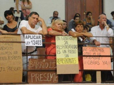 El Concejo fue ayer un hervidero tras la pol�mica sesi�n opositora