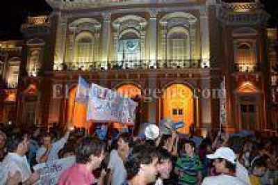 Salta: Multitudinaria convocatoria para la marcha contra la Reforma Judicial