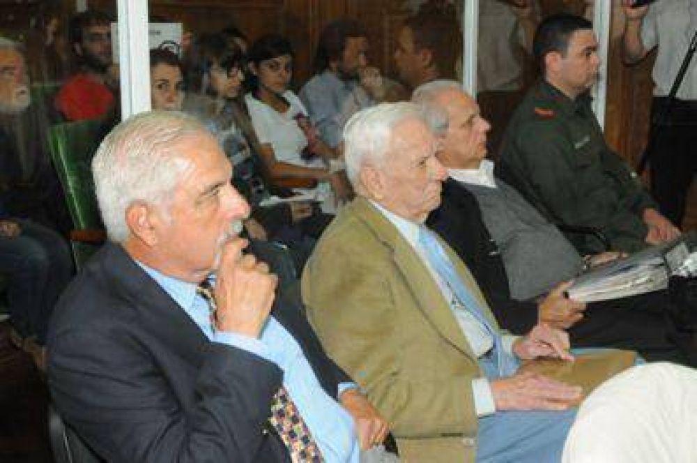 Maderna lleg� al colmo del represor