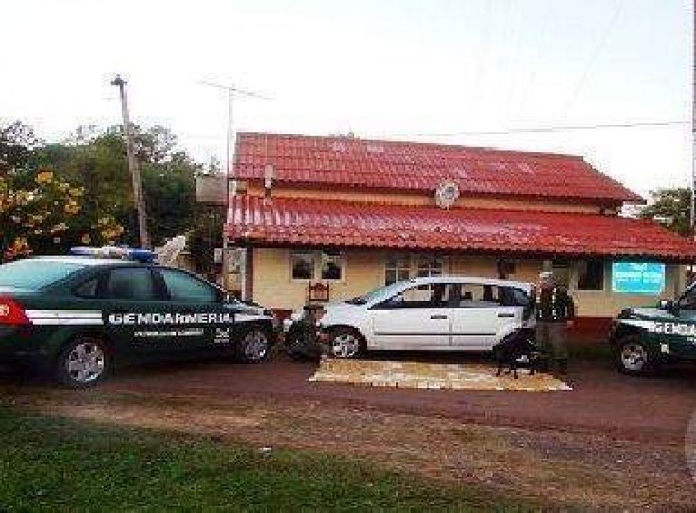 Secuestran m�s de 150 kilos de marihuana ocultos en un auto