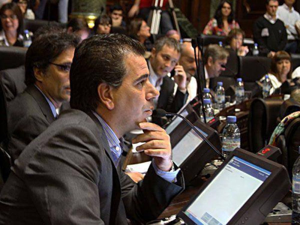La Legislatura porte�a aprob� el voto joven