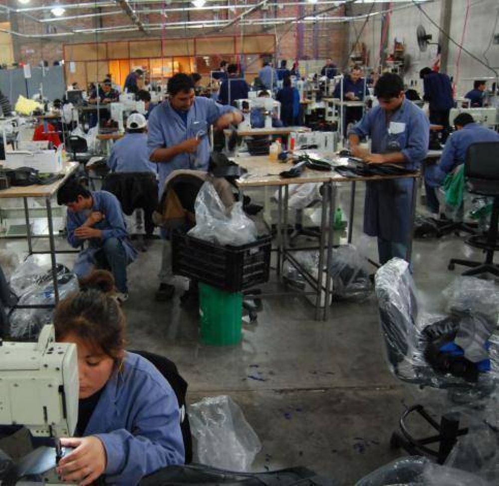 Apuesta oficial a consolidar a Famatina como un polo del cuero