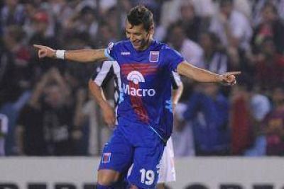 Haza�a de Tigre: gole� a Libertad de visitante y est� en octavos de final