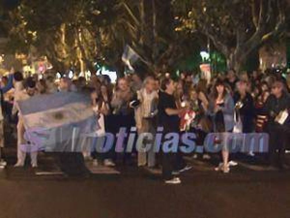 18A: Protesta contra el gobierno nacional en Hurlingham