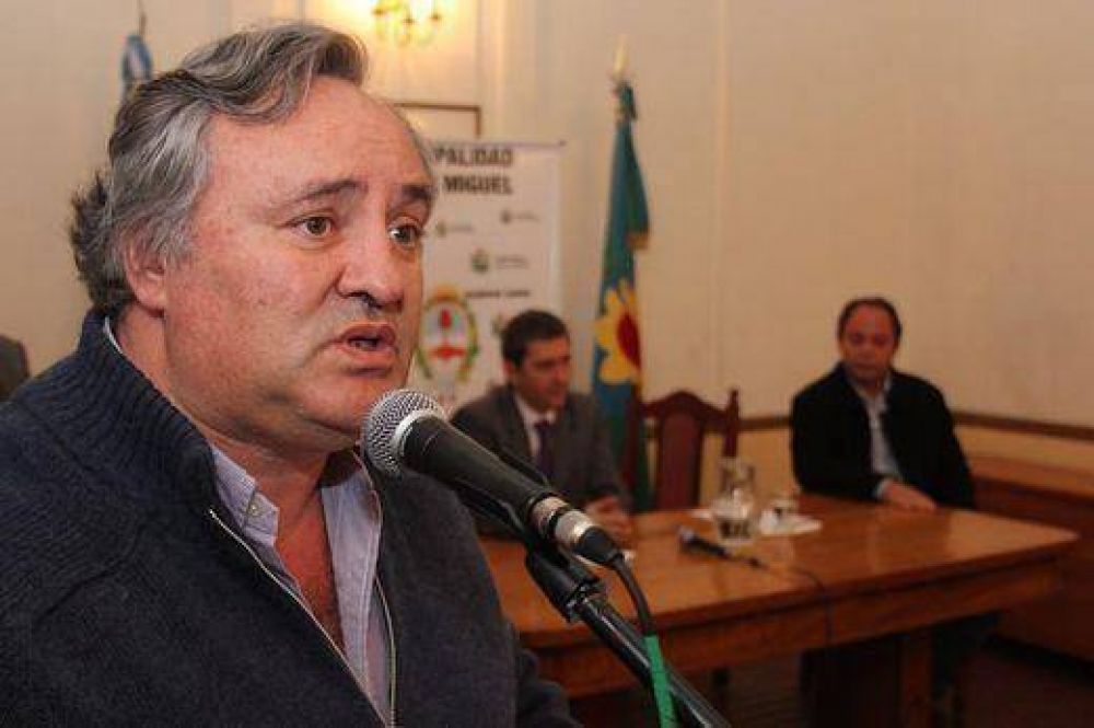 Joaqu�n De la Torre respondi� a Scioli