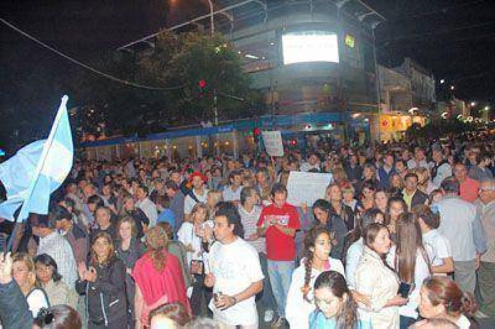 Fuerte protesta contra el Gobierno nacional