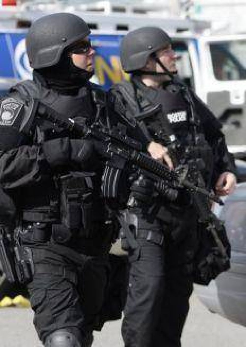 La polica mat a un sospechoso de los atentados en Boston