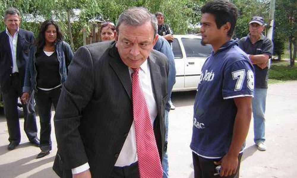 �No hace nada bien que no se elijan los 12 concejales�