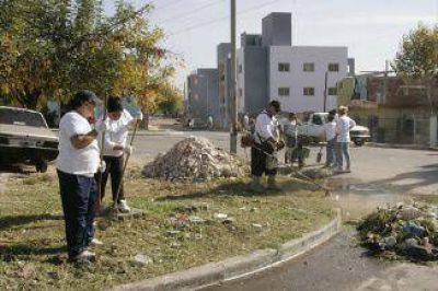 El Municipio realiza trabajos de limpieza de sumideros