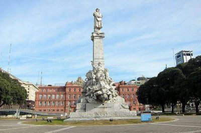 La UNLP participar� en el traslado de hist�rico monumento a Col�n