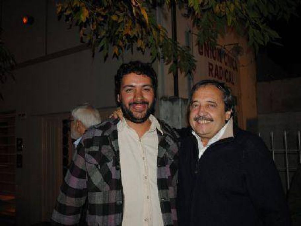 Fidel C�rdenas: �Desde la Juventud Radical pedimos la destituci�n de Pablo Bruera�