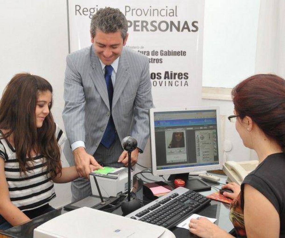 Unos doce mil j�venes marplatenses cuentan con nuevo DNI