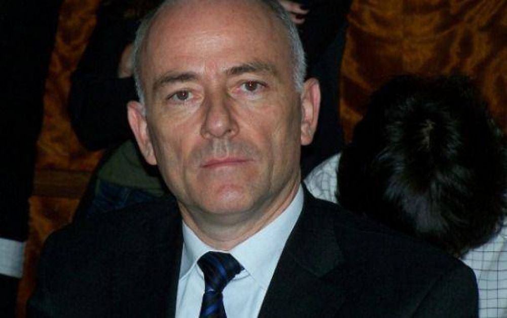 Proponen incorporar sillas de ruedas en los cementerios