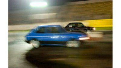 Un automovilista casi choca por una picada ilegal en la ruta 14