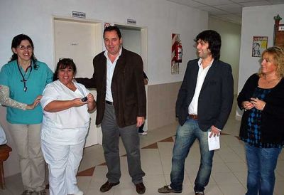 Entregaron botones antip�nico a Centros de Salud