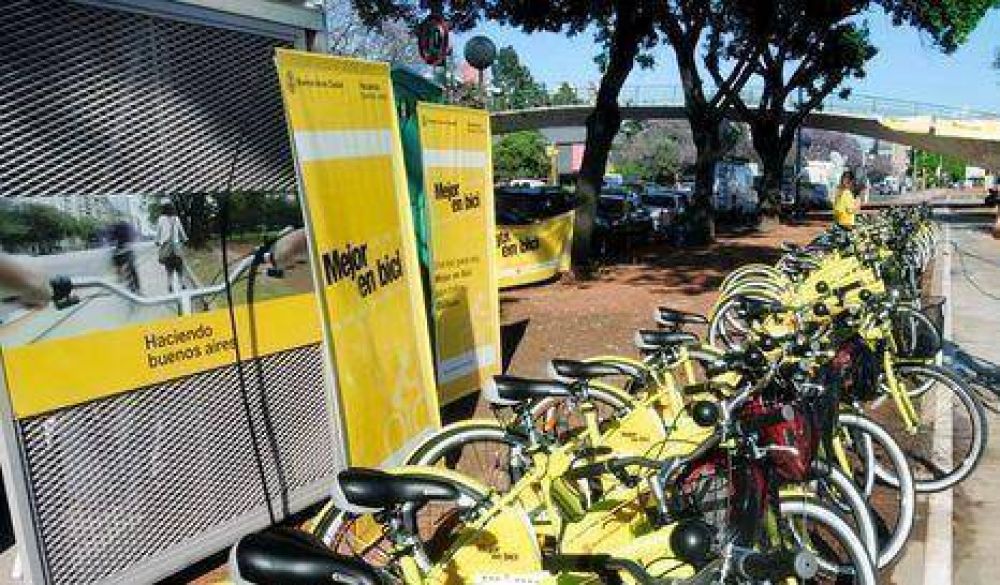 Una ONG que promueve el ciclismo vende bicicletas al gobierno porte�o