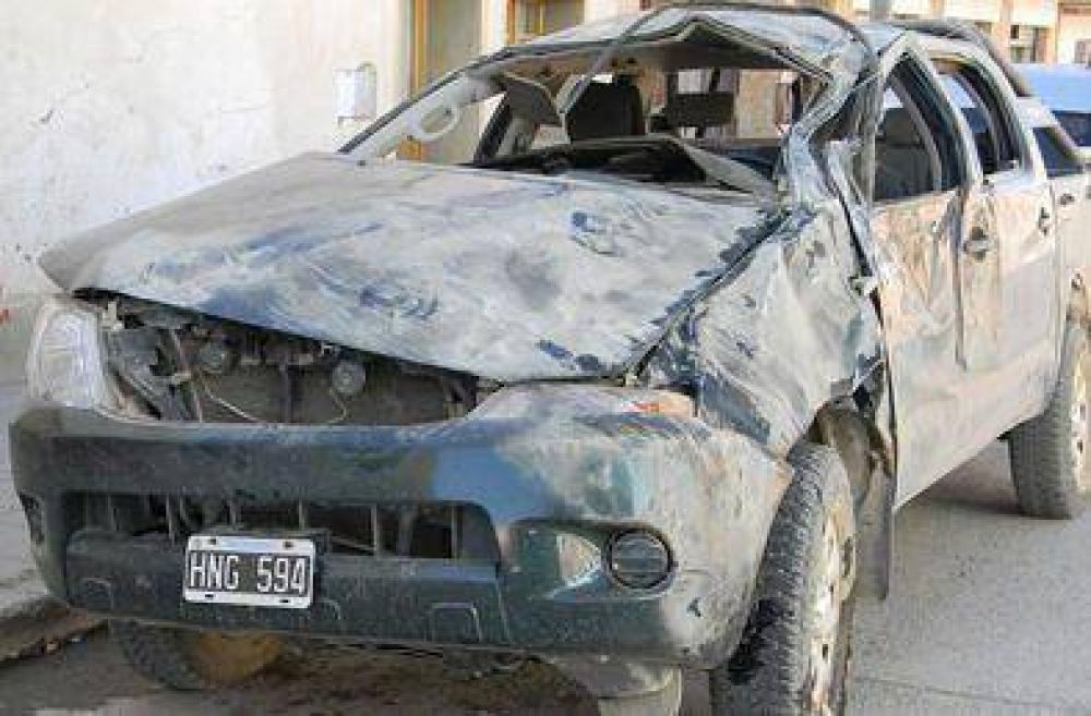 Un militar muri� al perder el control de su camioneta