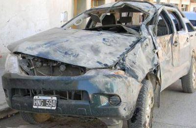 Un militar muri� al perder el control de su camioneta