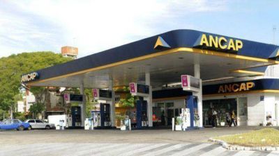 Uruguay abarata la nafta en la frontera