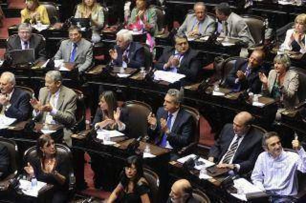 El oficialismo rechaza el llamado a rodear el Congreso para impedir que se apruebe la reforma judicial