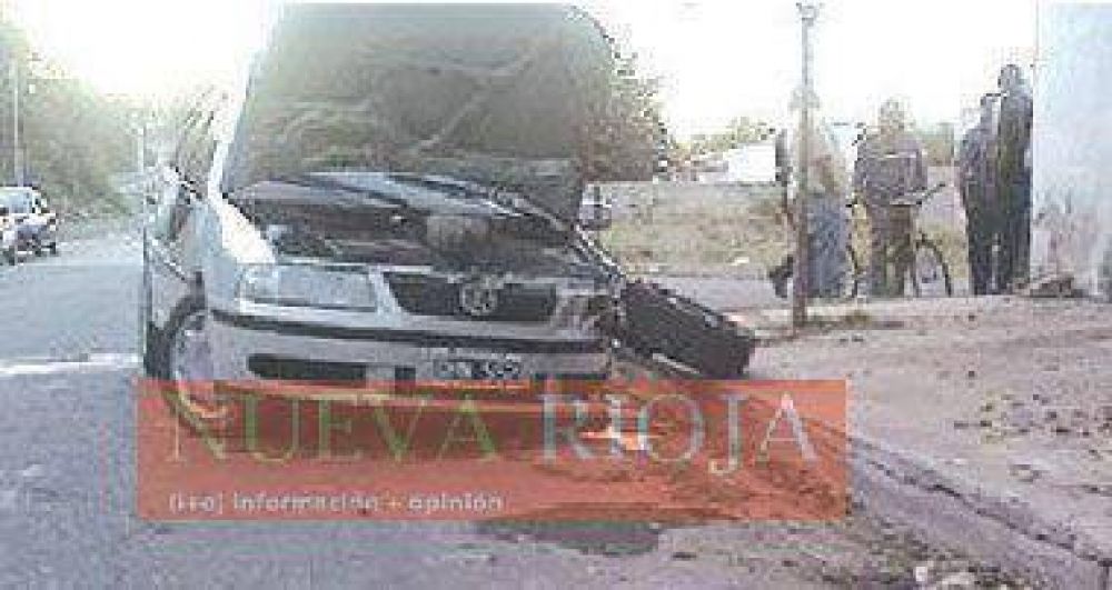Olta: estrell� su auto contra un �rbol y salv� su vida de milagro