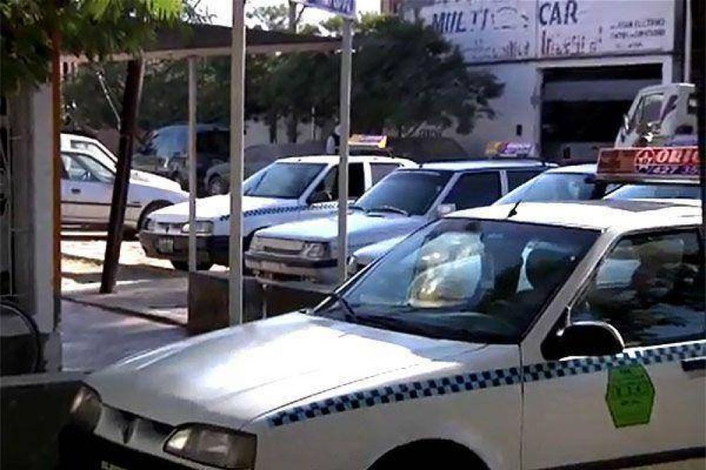 Blanquear�n a trabajadores de taxis