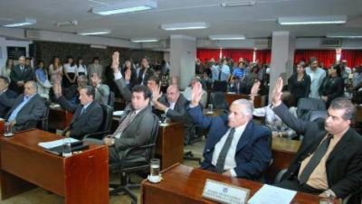 P�rez: "Est�n buscando el pelo en la leche"