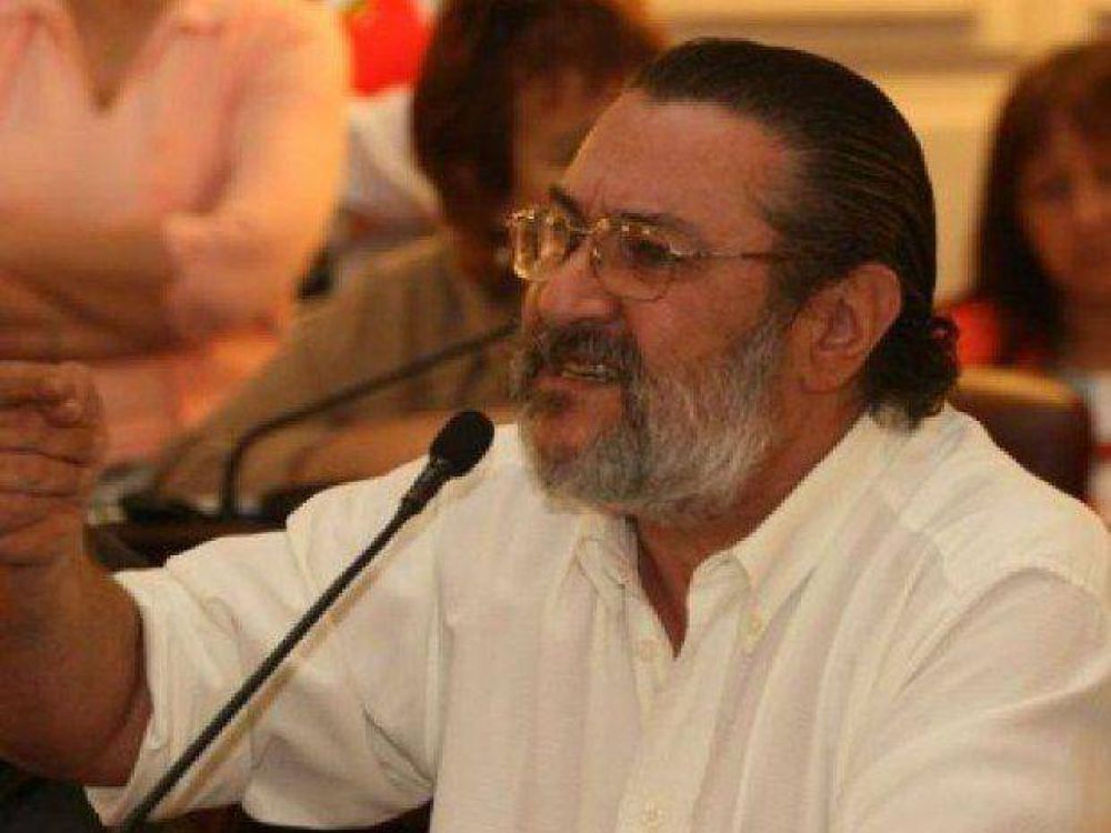�Hay que parar la construcci�n de hoteles por 3 o 5 a�os�