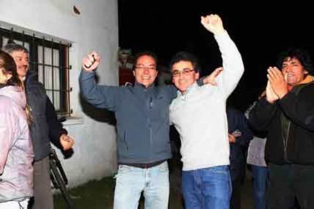 Danilo Rojas estar�a a punto de dar su cuarto salto pol�tico en 5 a�os