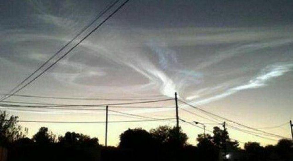 Las hip�tesis sobre el misterioso resplandor en el cielo