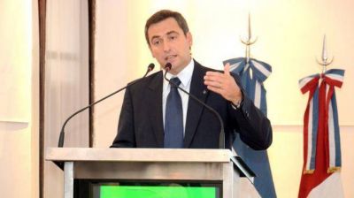 Ram�n Mestre despidi� a Mart�
