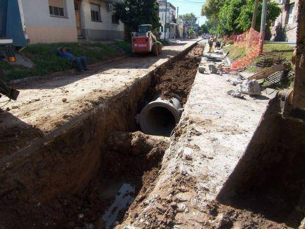 Katopodis y un pedido a Mauricio Macri: "Que se ponga a trabajar en el arroyo Medrano"