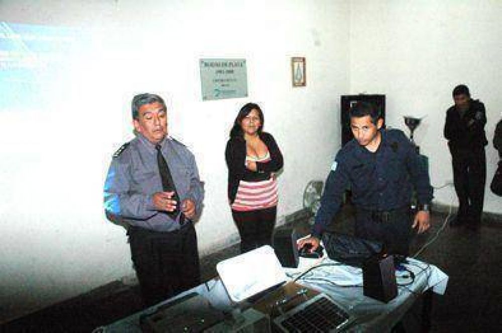Explicaron sistema de alarmas comunitarias