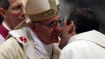 Un sanjuanino entre los sacerdotes ordenados por el papa Francisco