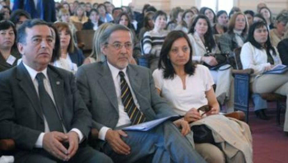 Herrero tild� de "grav�simas" las reformas a la Justicia