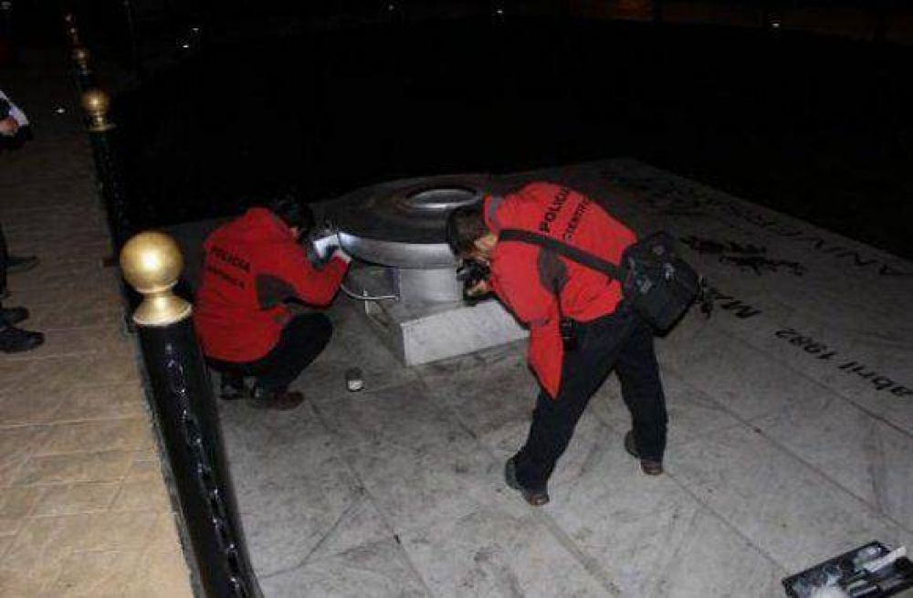 Sciurano: �Este es un acto de vandalismo sin precedentes�