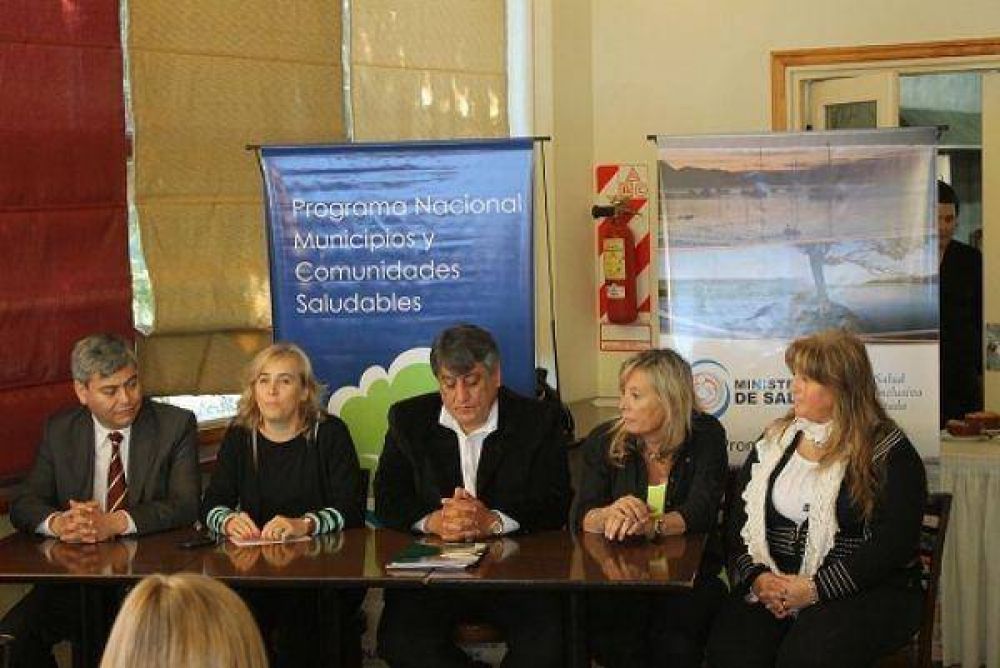 Naci�n, Provincia y los municipios subscriben Acuerdo Territorial por la Salud Colectiva