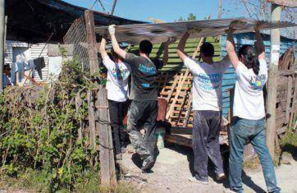 Ferr� marca las diferencias con La C�mpora