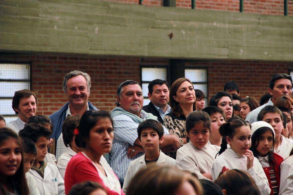 �El arte de reciclar� contin�a present�ndose en las Escuelas de San Miguel