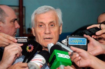 Cal� neg� que la Presidente "se meta" en las paritarias